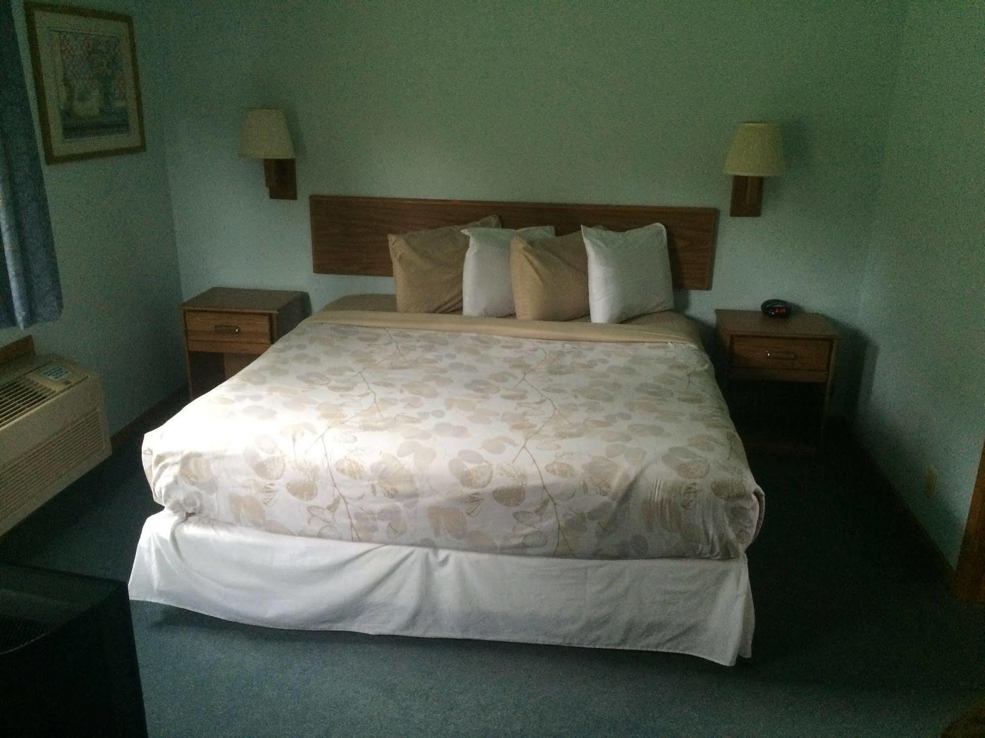 Day'S End Motel Plainville ภายนอก รูปภาพ